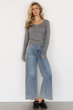 Leo Ribbed Henley Top | Gray