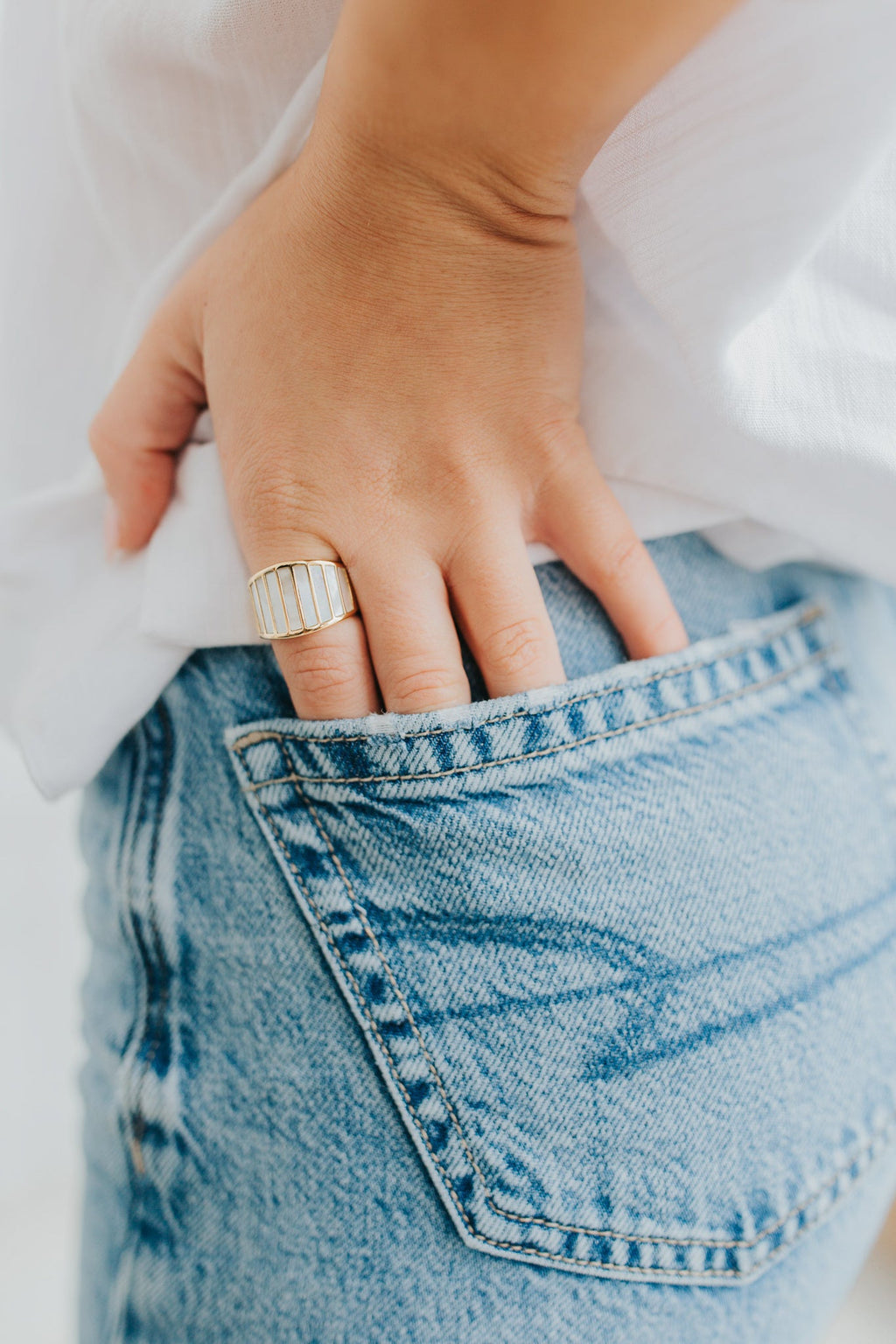 The Alys Ring