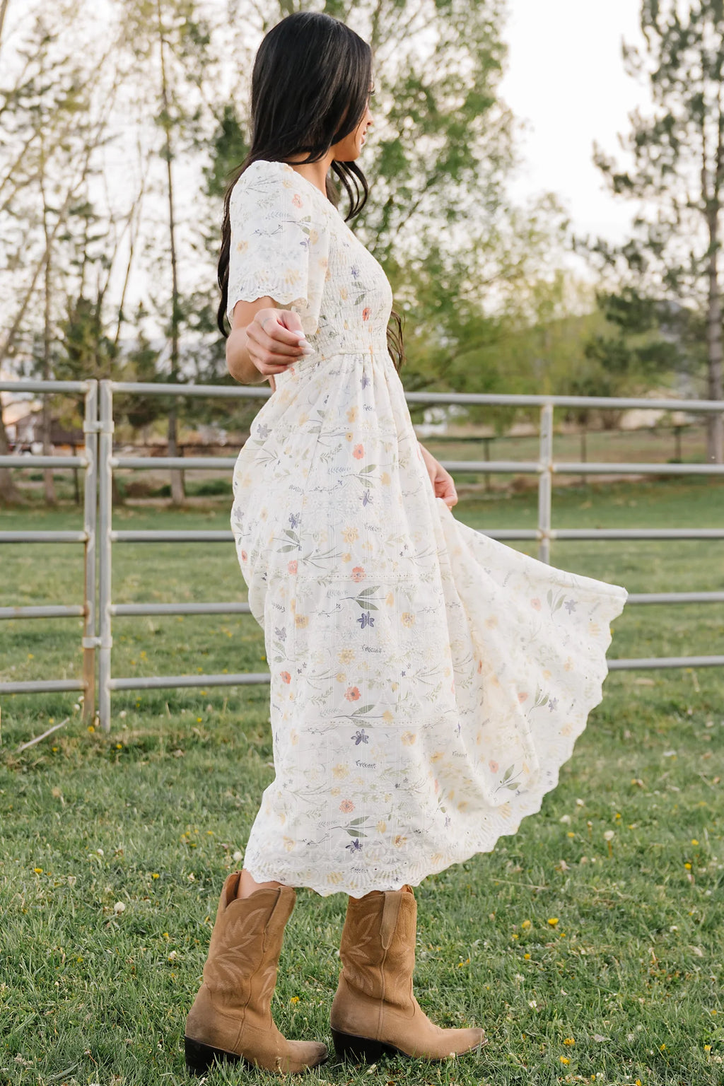 Maribel Lace Midi Dress | Cream Floral