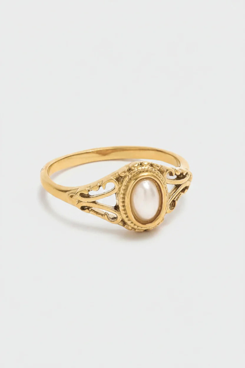 The Ella Ring