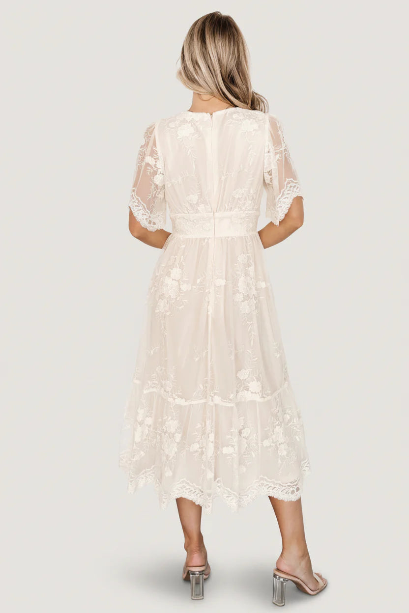 Clarisa Lace Midi Dress | Vintage Cream