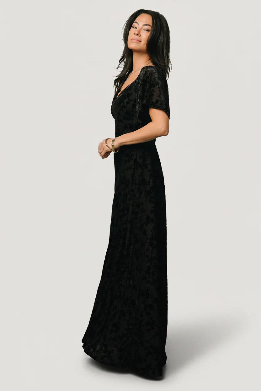Everley Velvet Maxi Dress | Black